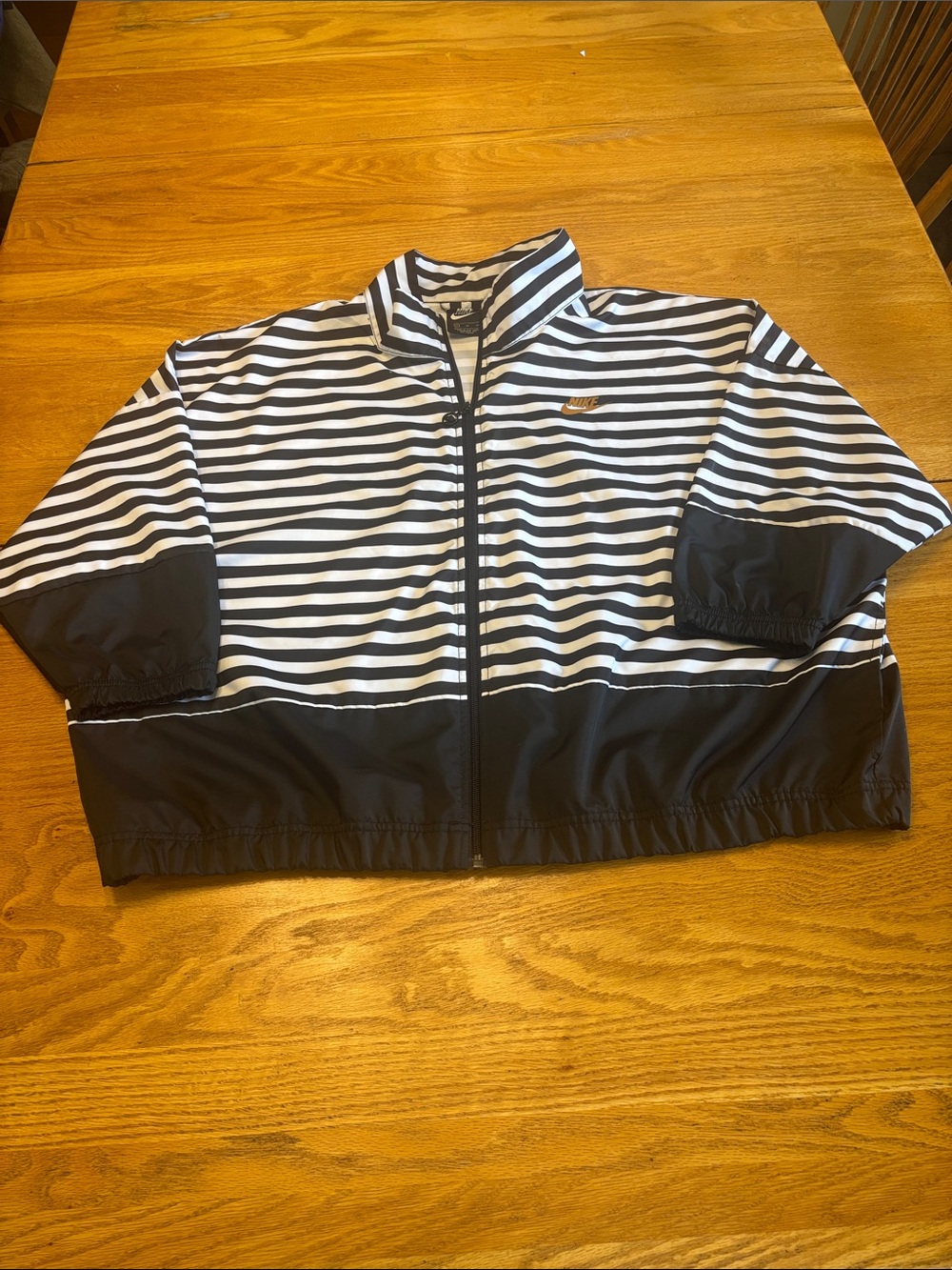 Women’s Nike Windbreaker extra large - Picture 4 of 9